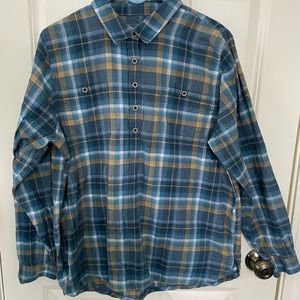 Orvis Women’s XL Long Sleeve Pullover Button Front Flannel Shirt